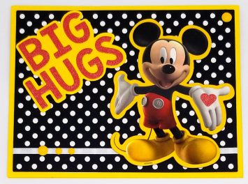 Big Hugs – Mickey Mouse